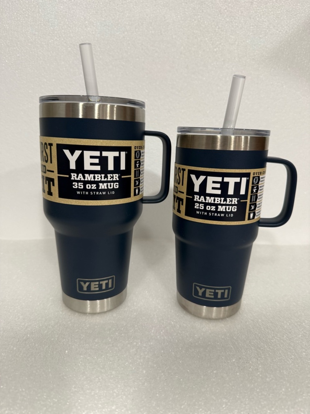 Yeti Rambler Navy Stainless Travel Mug